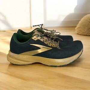 Brooks Launch 7 "Run Lucky" St. Patrick's Day Edition - Men’s 11.5 - Green/Gold